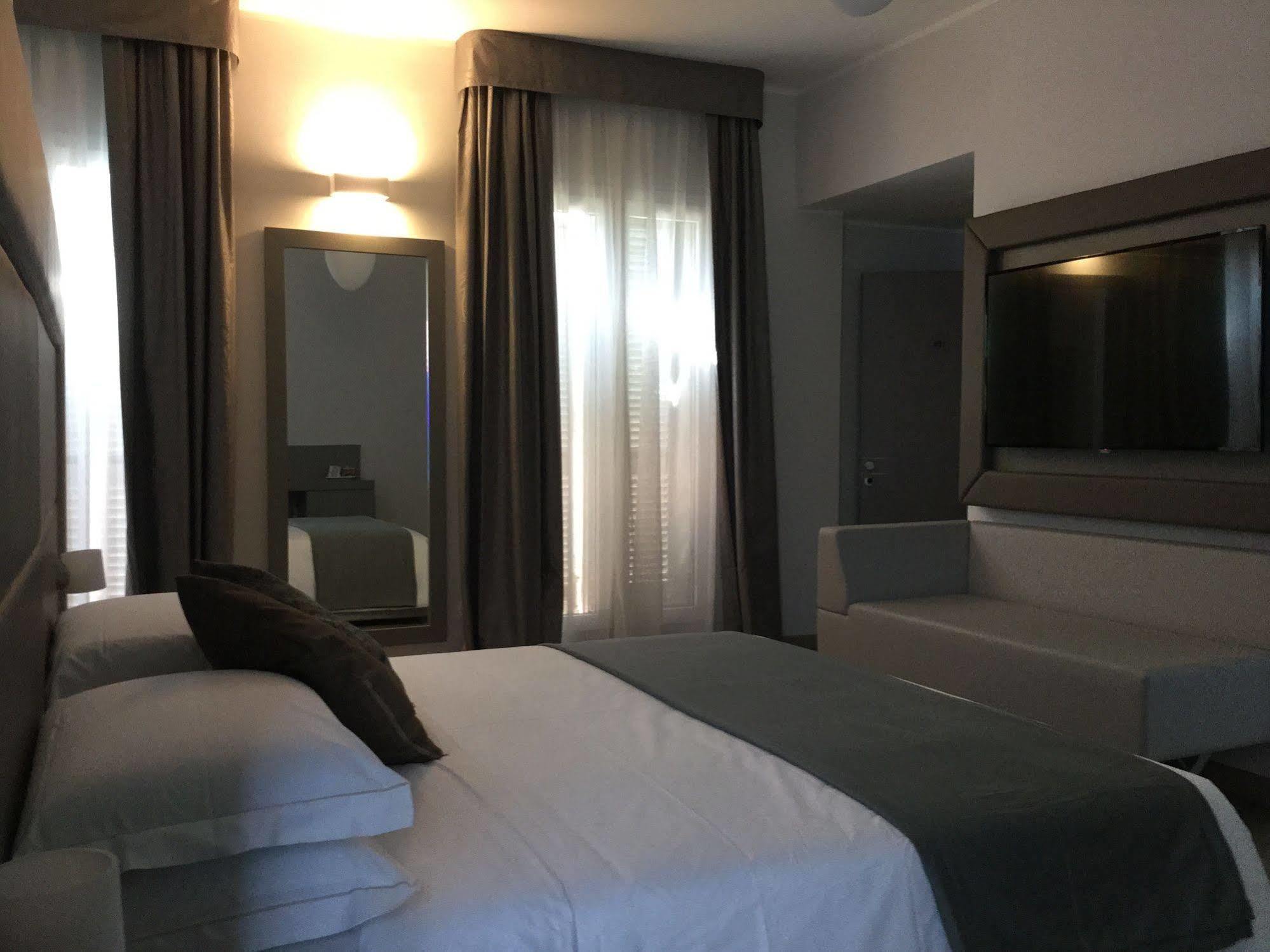 Clerici Boutique Hotel Милано Екстериор снимка